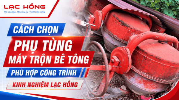Phụ tùng máy trộn bê tông màu đỏ cũ được xếp ngoài trời