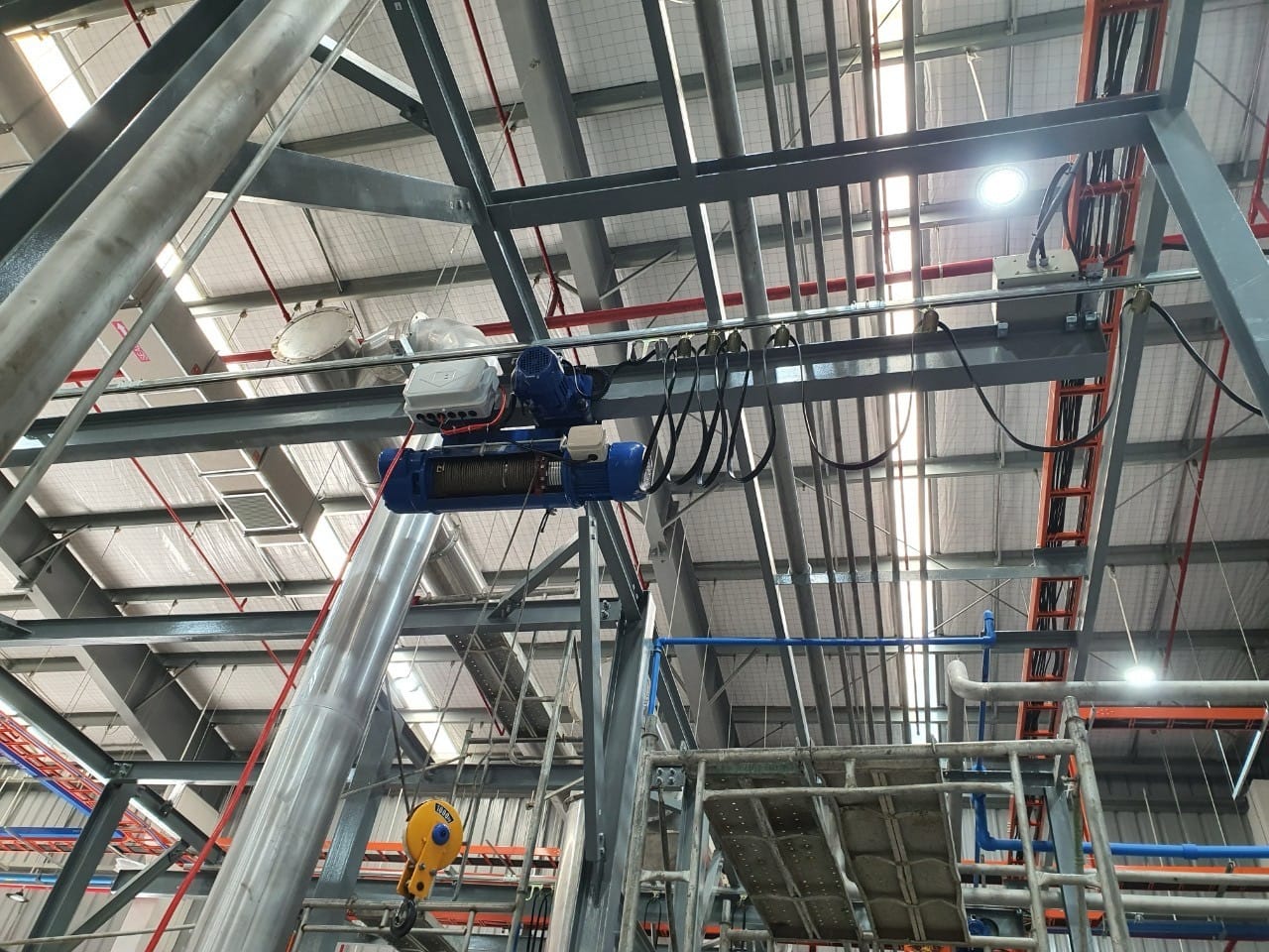 Chi phí đầu tư hệ thống nâng hạ cho doanh nghiệp dự toán chi tiết 1 chi phí đầu tư hệ thống nâng hạ cho doanh nghiệp — Pa lăng cáp điện DOSU CD1